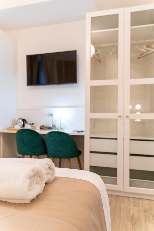 Hotel Mama House Milano Esterno foto