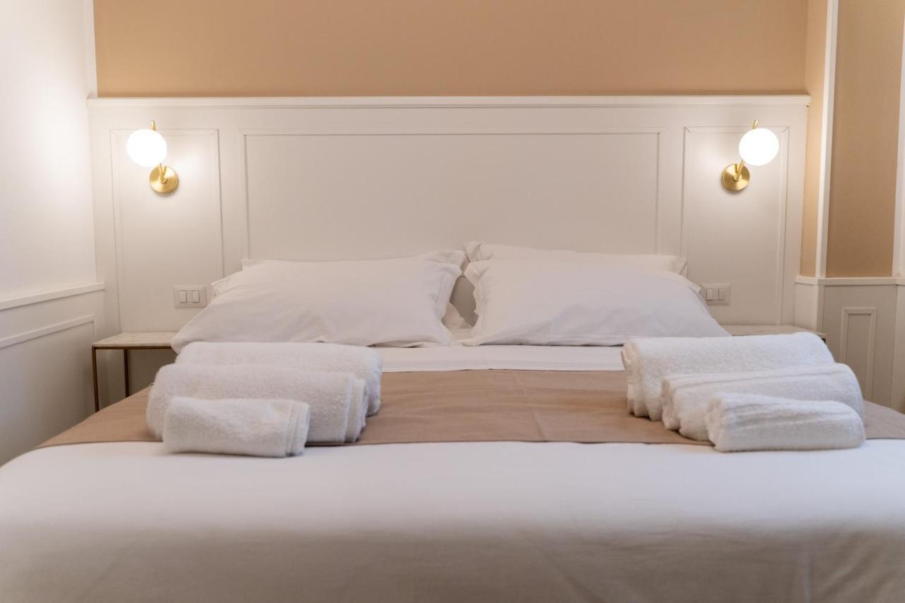 Hotel Mama House Milano Esterno foto